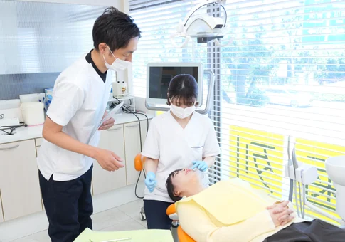 常に明るくリラックスできる医院